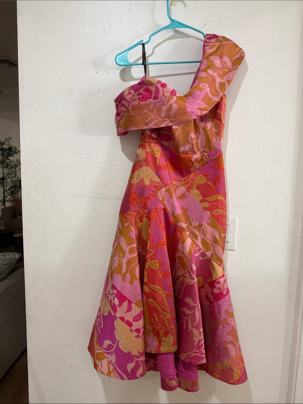 Theia One-Shoulder Floral Jacquard Dress in Pink and Gold